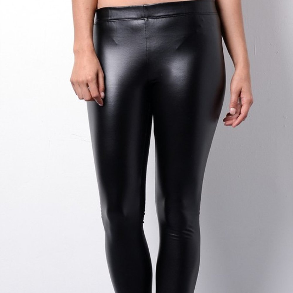 HIGH WAISTED VEGAN FAUX LEATHER LEGGINGS